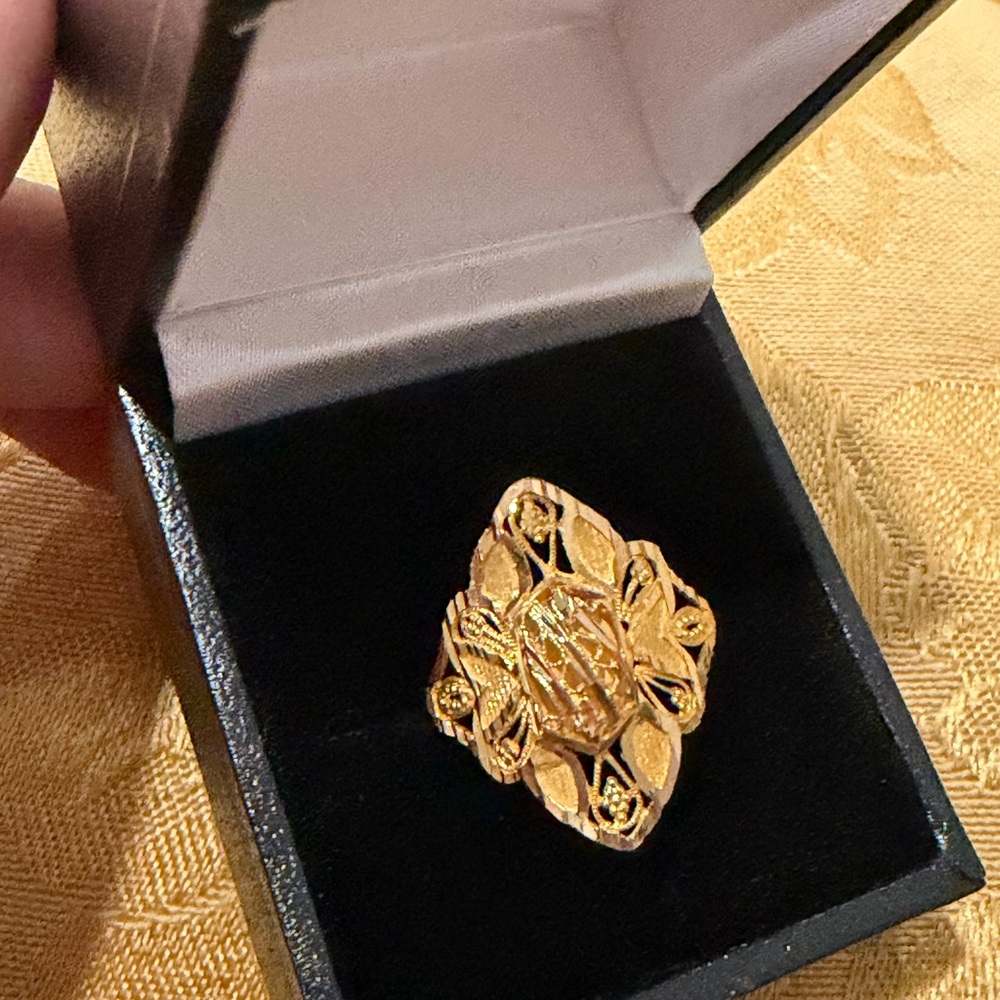 21k Solid Gold Leaf Ring Size 8 - image 5